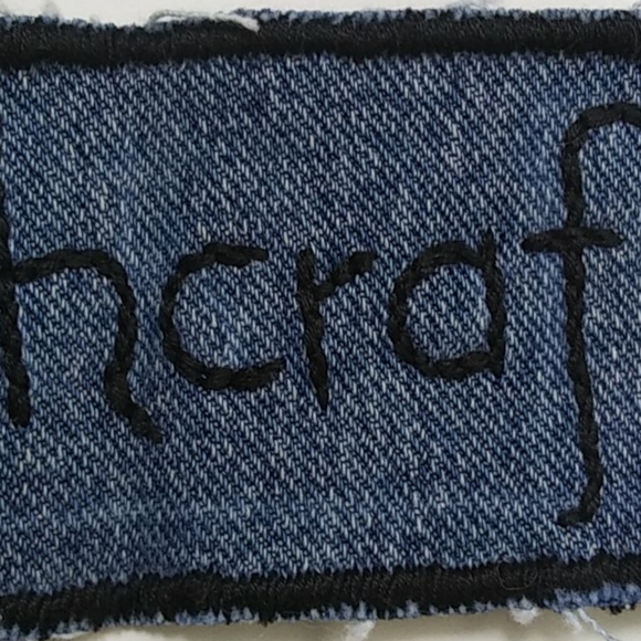 Hand embroidered patch - Picture 4 of 6